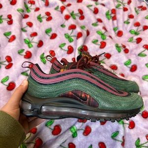 Nike Airmax men’s size 5